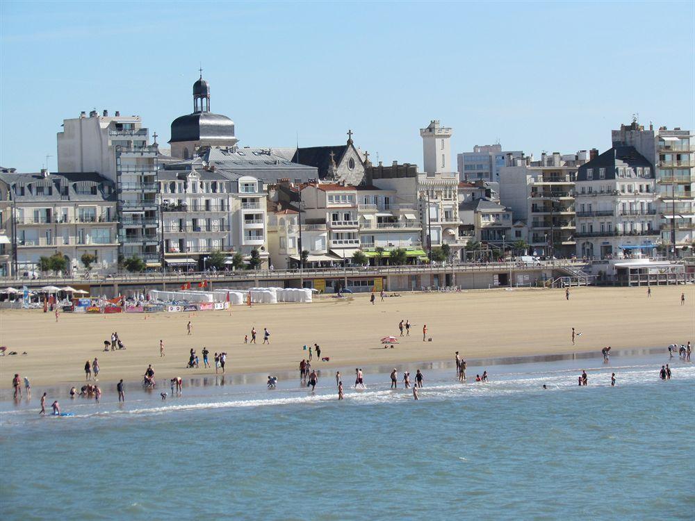 Résidence Néméa Les Grands Rochers Les Sables-dʼOlonne Esterno foto